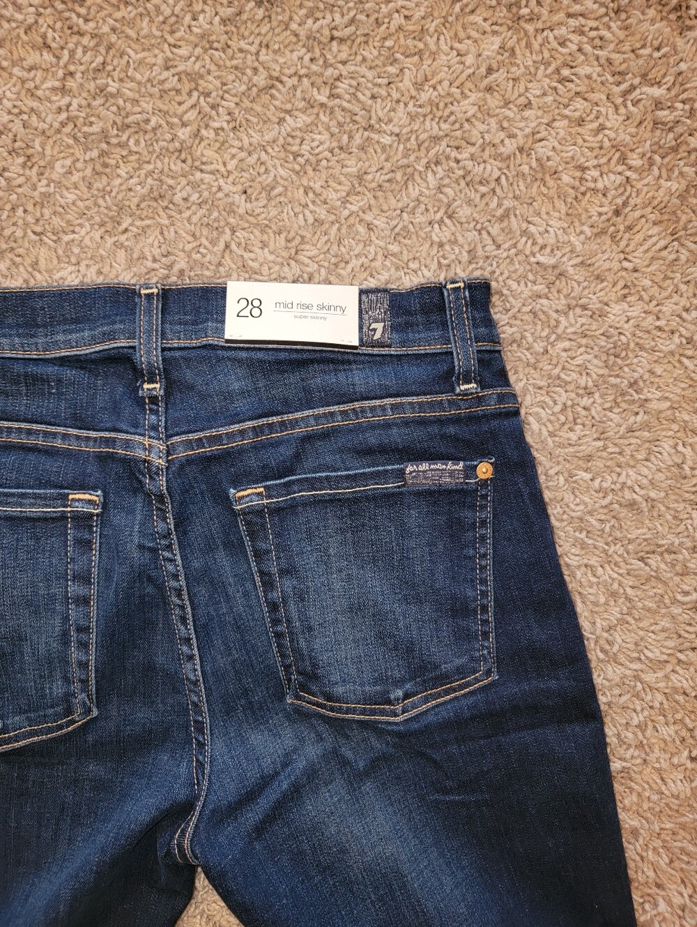 7 For All Mankind Midrise Skinny Size 28x28 NWT